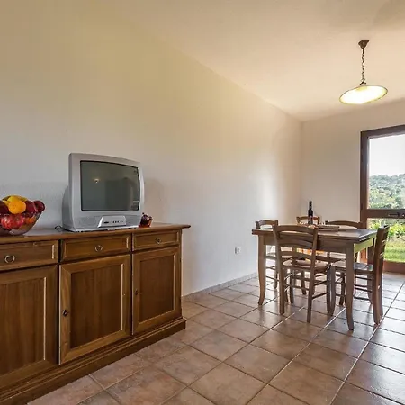 Appartement In Mit Garten Und Grill *